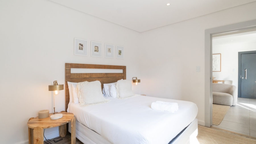 To Let 1 Bedroom Property for Rent in Sea Point Western Cape